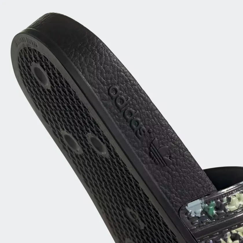 Adidas Women's Adilette Slides - Core Black / Multi