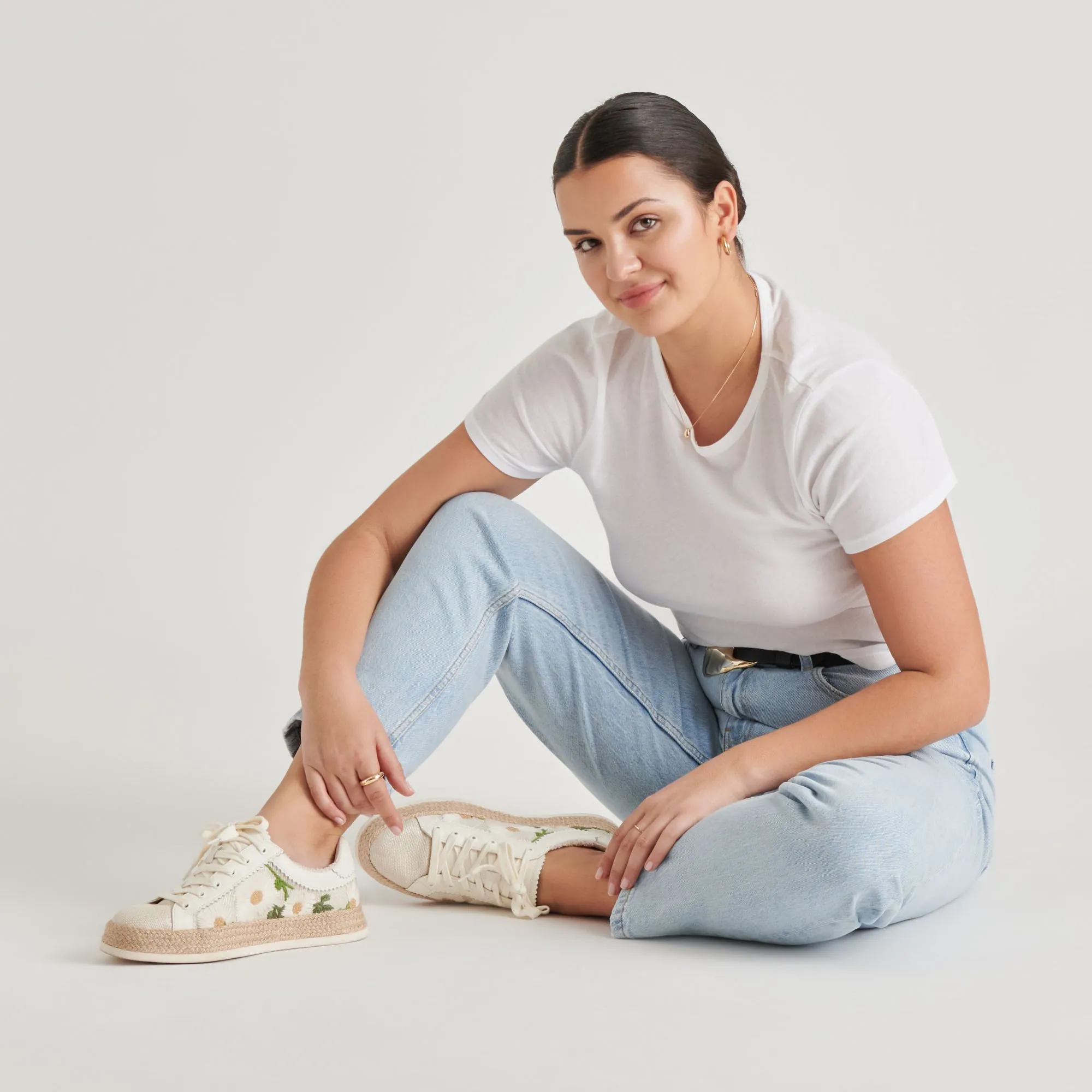 AZALIA SNEAKERS WHITE FLORAL RAFFIA