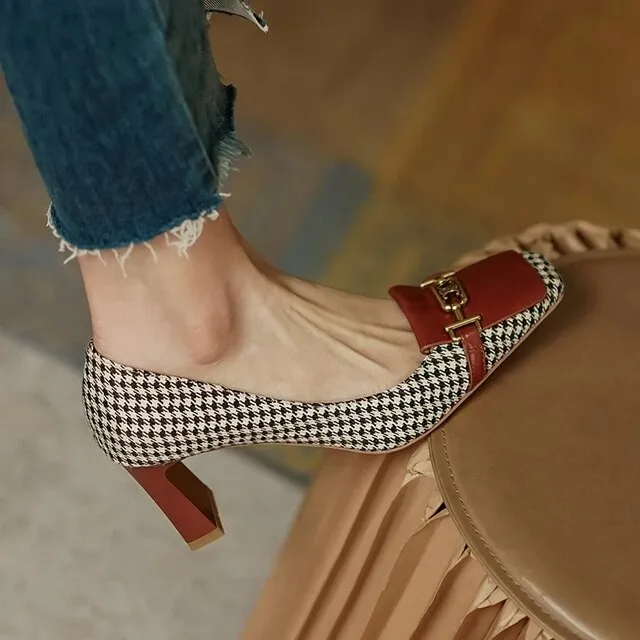 Elegant Summer Style Women Pearl Design Square Toe Pumps Shoes