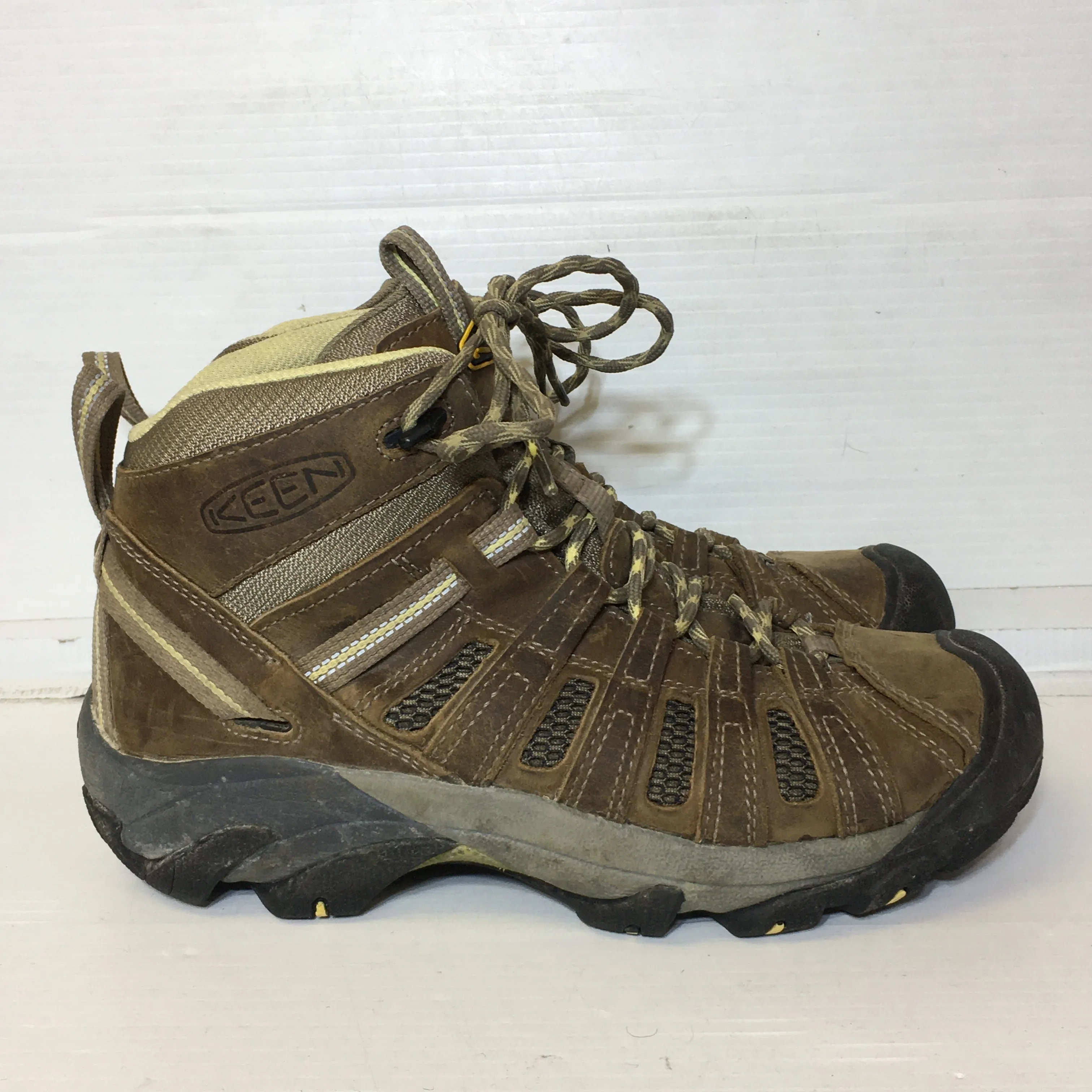 Keen Women's Voyageur Hiking Boots - Size US 8.5 - Pre-Owned - C9R2F5