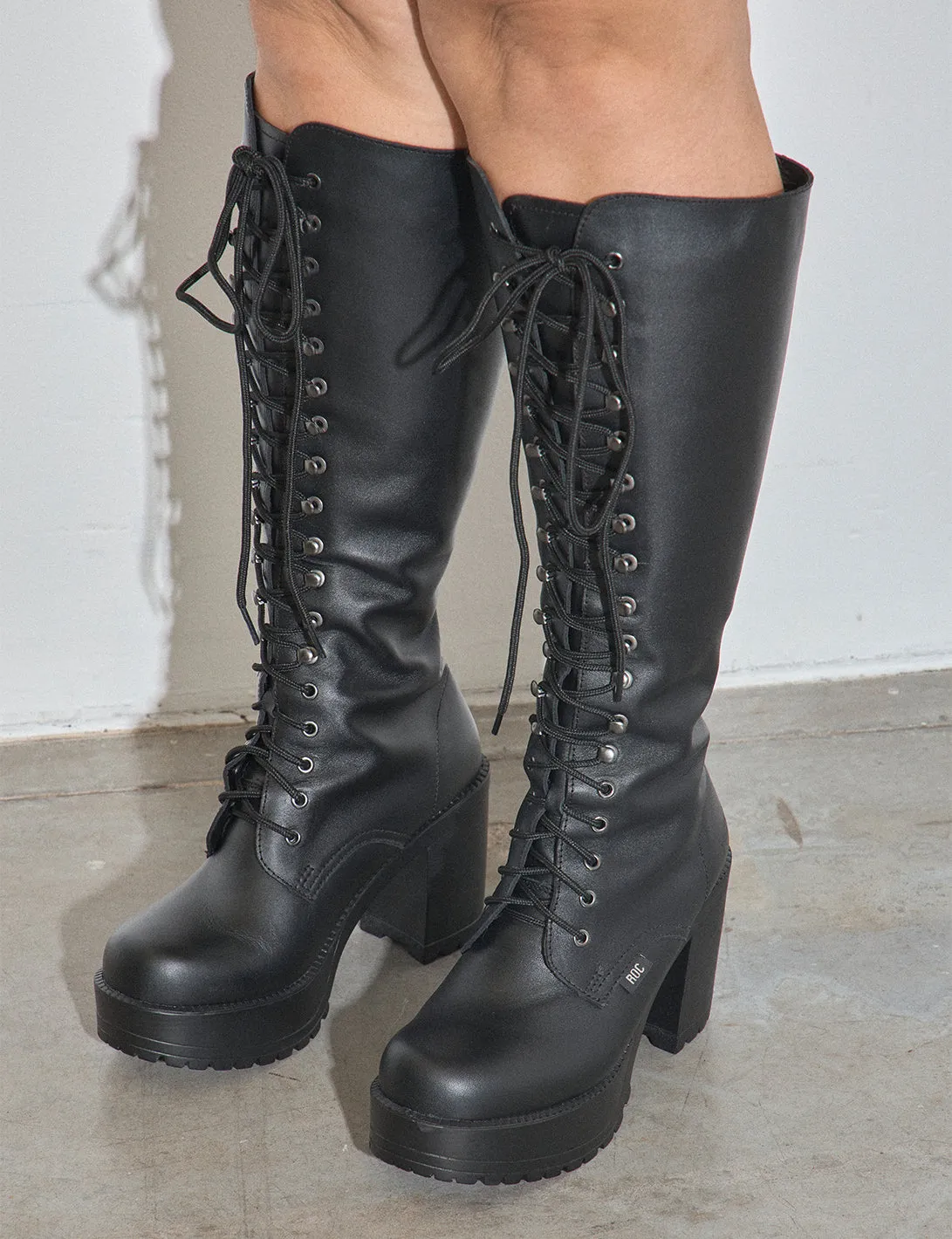 LASH WIDE CALF