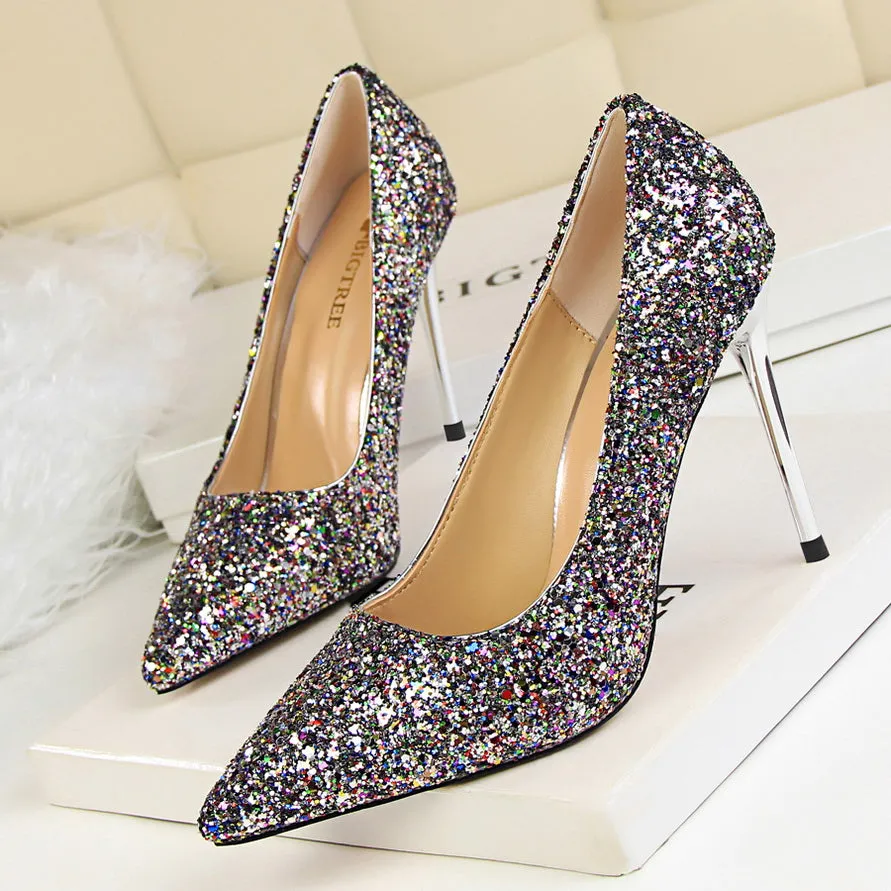 Lily Sparkling Rhinestone Pumps