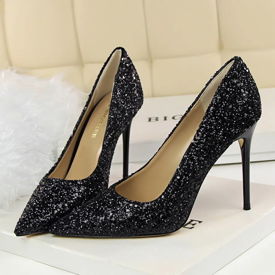 Lily Sparkling Rhinestone Pumps