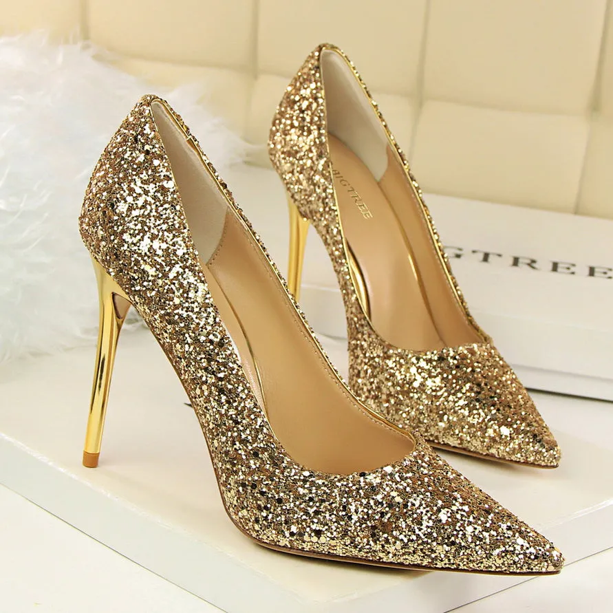 Lily Sparkling Rhinestone Pumps