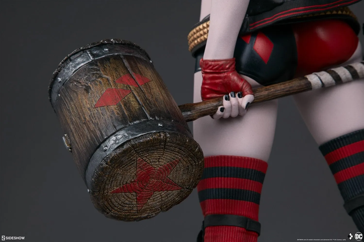 [Pre-Order] SIDESHOW COLLECTIBLES - HARLEY QUINN HELL ON WHEELS PREMIUM FORMAT STATUE