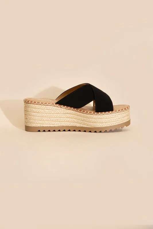 Raffia Crisscross Platform Slides