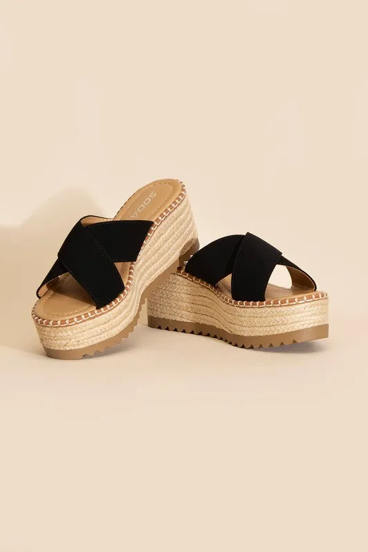 Raffia Crisscross Platform Slides