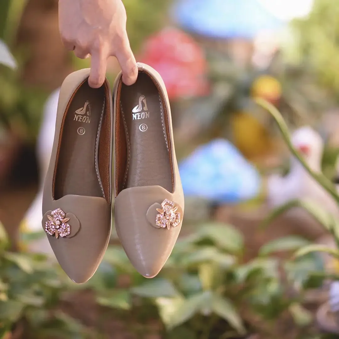 Shimmer Pumps Coffee