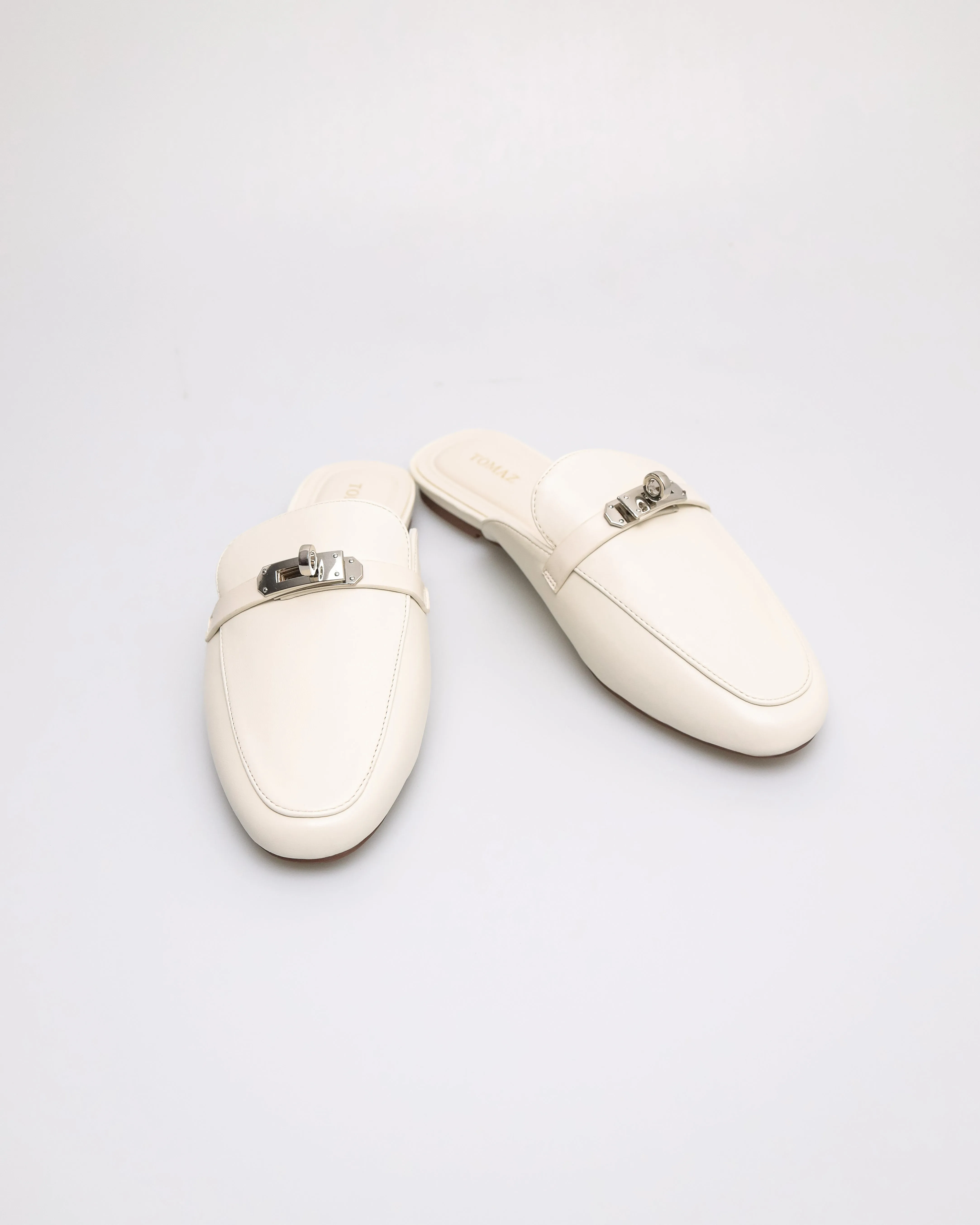 Tomaz FL092 Ladies Vault Charm Mules