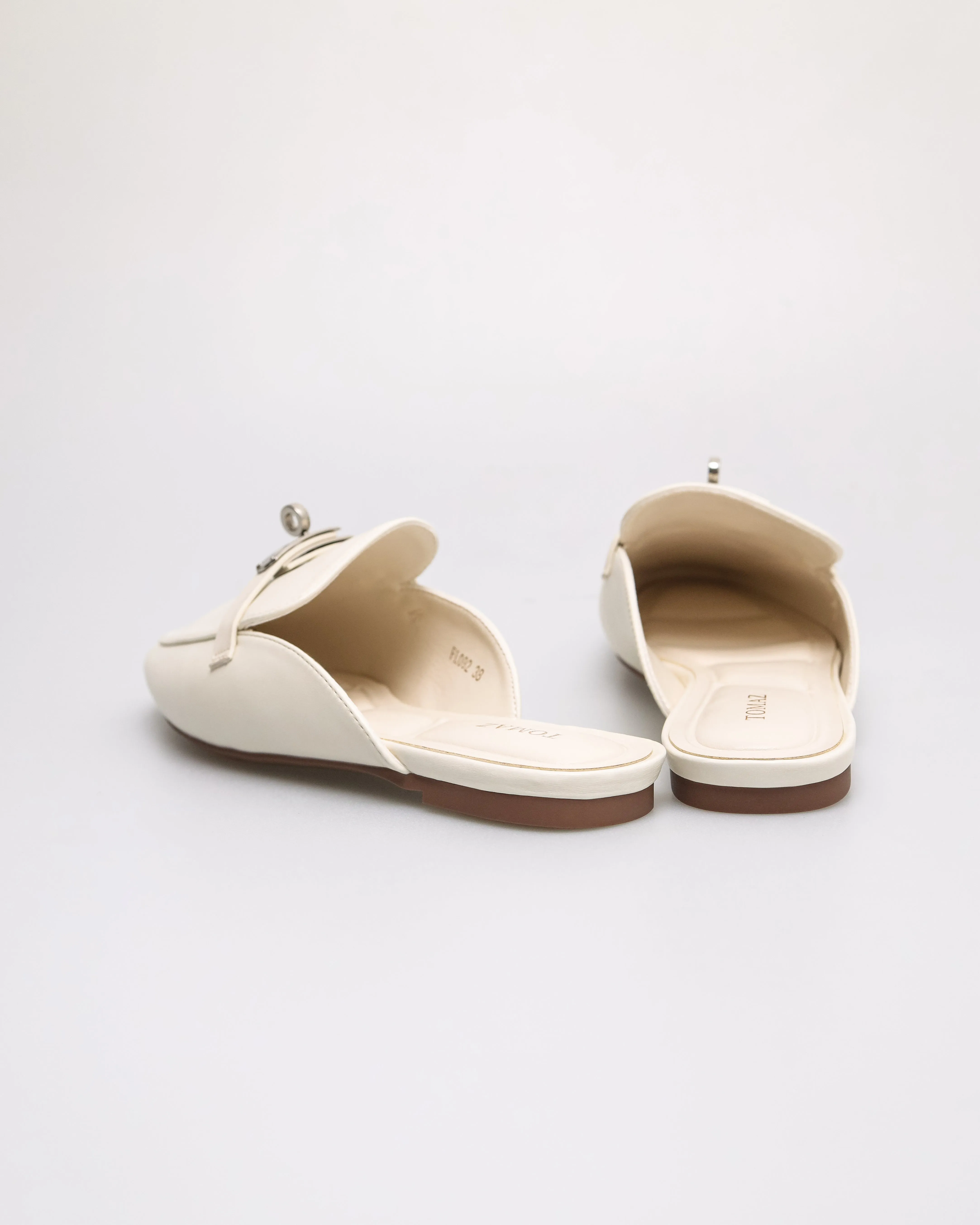 Tomaz FL092 Ladies Vault Charm Mules