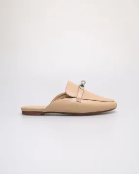 Tomaz FL092 Ladies Vault Charm Mules