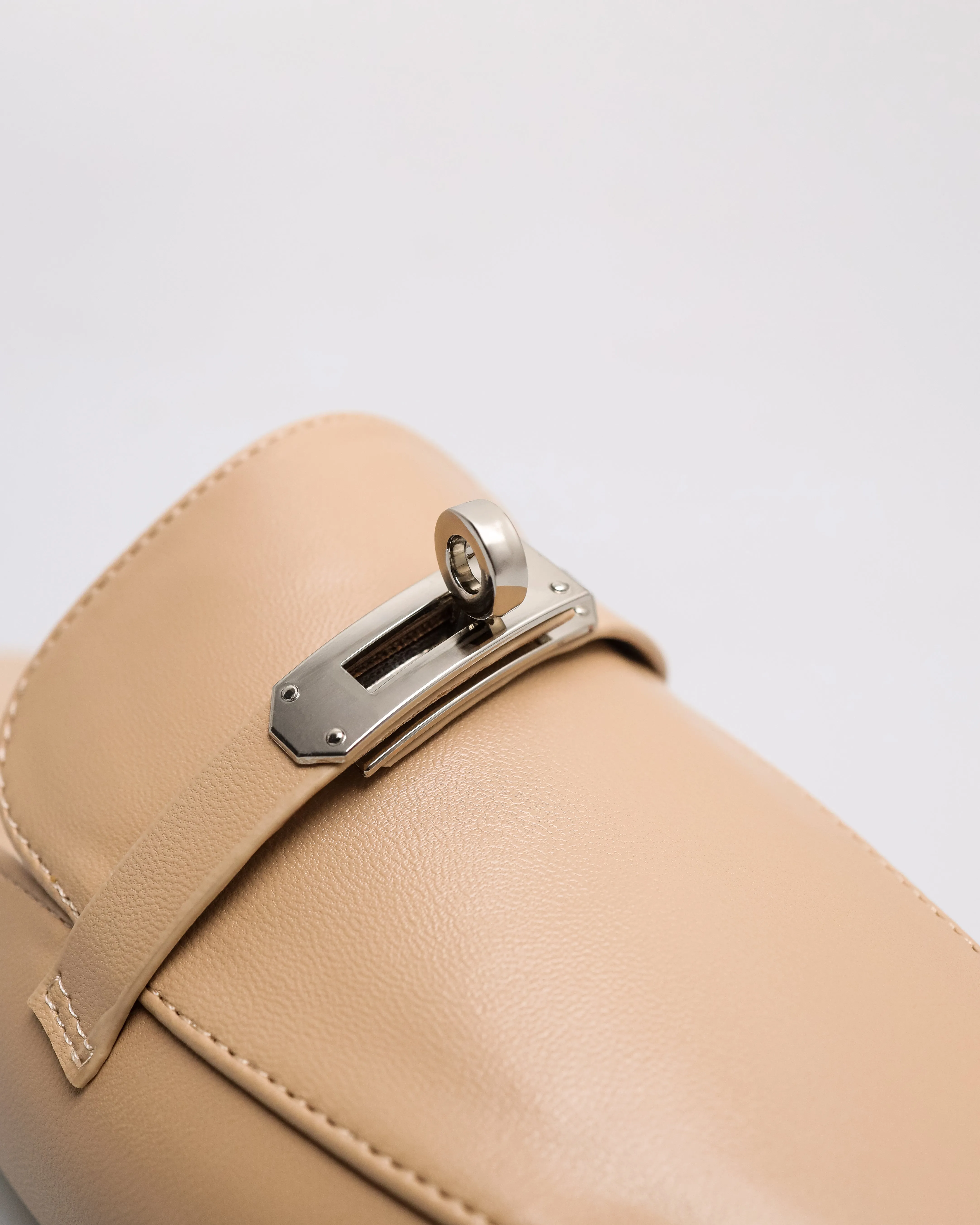 Tomaz FL092 Ladies Vault Charm Mules