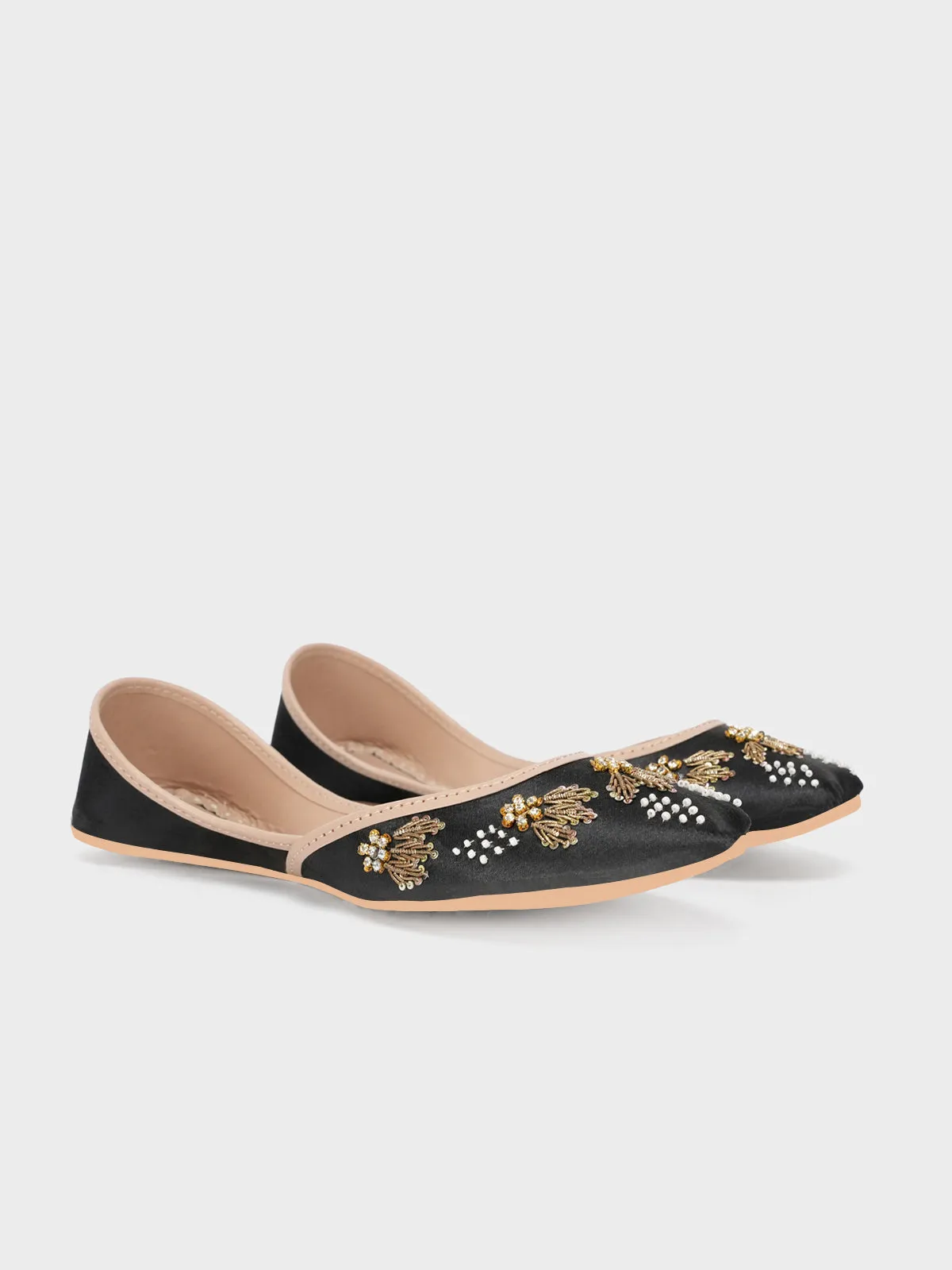 Women "AOIFE" Decorated Leather Khussa